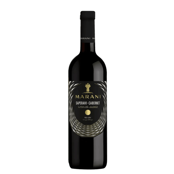 fľaša gruzínskeho červeného suchého vína Marani Saperavi-Cabernet s čiernou a zlatou etiketou