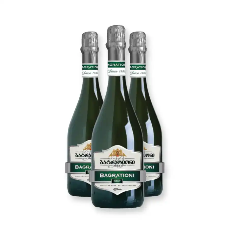 3x Bagrationi Brut Classic biele suché šumivé víno Tri fľaše suchého gruzínskeho sektu Bagrationi Brut Classic – kompaktný formát na menšiu oslavu, večeru alebo ako elegantný darček. Klasika s tradíciou od roku 1882 v príjemnom balení. 3x Bagrationi Brut Classic biele suché šumivé víno