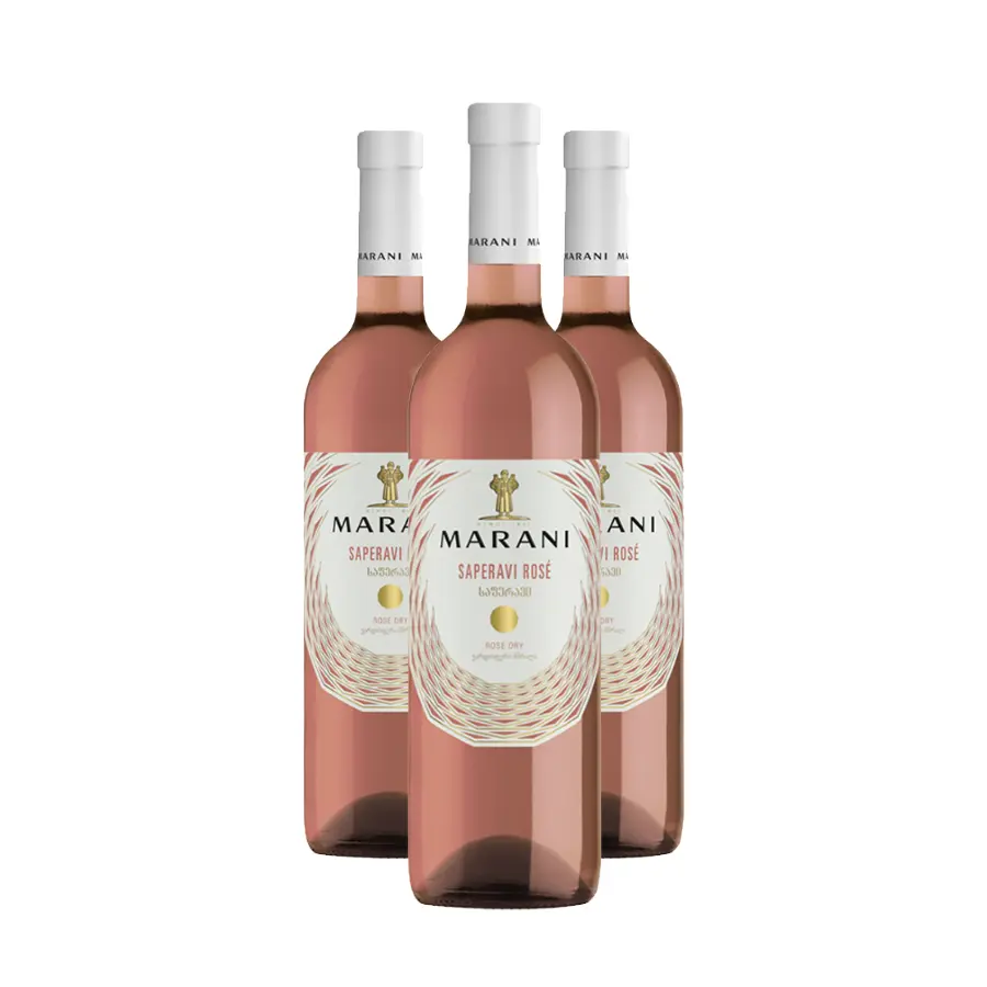 3x Marani ROSE SAPERAVI suché víno Tri fľaše suchého rosé Rose Saperavi zo 100% odrody Saperavi – ideálny formát na prvé zoznámenie s touto odrodou v jej najľahšom a najsviežejšom podaní. Tři lahve růžového suchého vína Marani Rose Saperavi