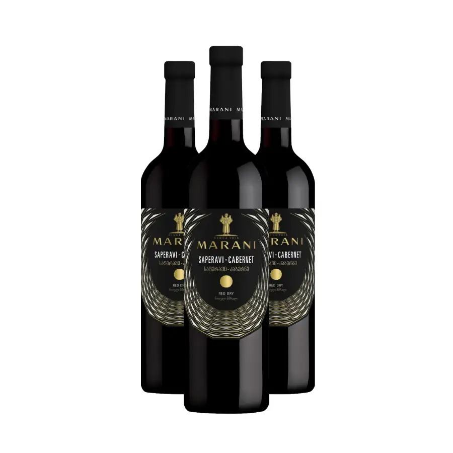 3x Marani SAPERAVI CABERNET červené suché víno Tri fľaše Saperavi Cabernet – silná kupáž gruzínskej a bordeauxskej odrody z údolia Alazani v menšom formáte na prvé zoznámenie s jej komplexným charakterom. 3x Marani SAPERAVI CABERNET červené suché víno