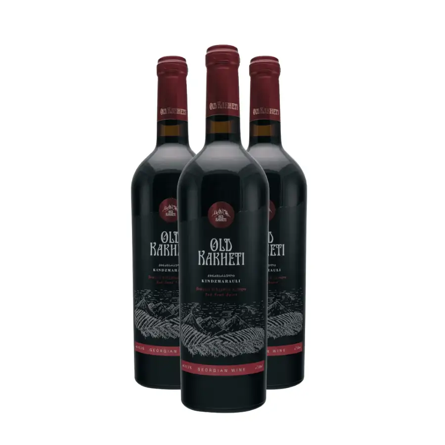 3x Old Kakheti – Kindzmarauli polosladké červené víno Sada obsahuje 3 fľaše po 0,75 l. Old Kakheti Kindzmarauli je červené víno s prirodzenou zvyškovou sladkosťou, ktoré smie niesť meno svojej chránenej apelácie v Kachetii. Zaujme granátovou farbou, vôňou čerešní a lesného ovocia a hebkou chuťou s jemne sladkým koncom. Skvelé k dezertom, syrom alebo ako aperitív. 3x Old Kakheti – Kindzmarauli polosladké červené víno